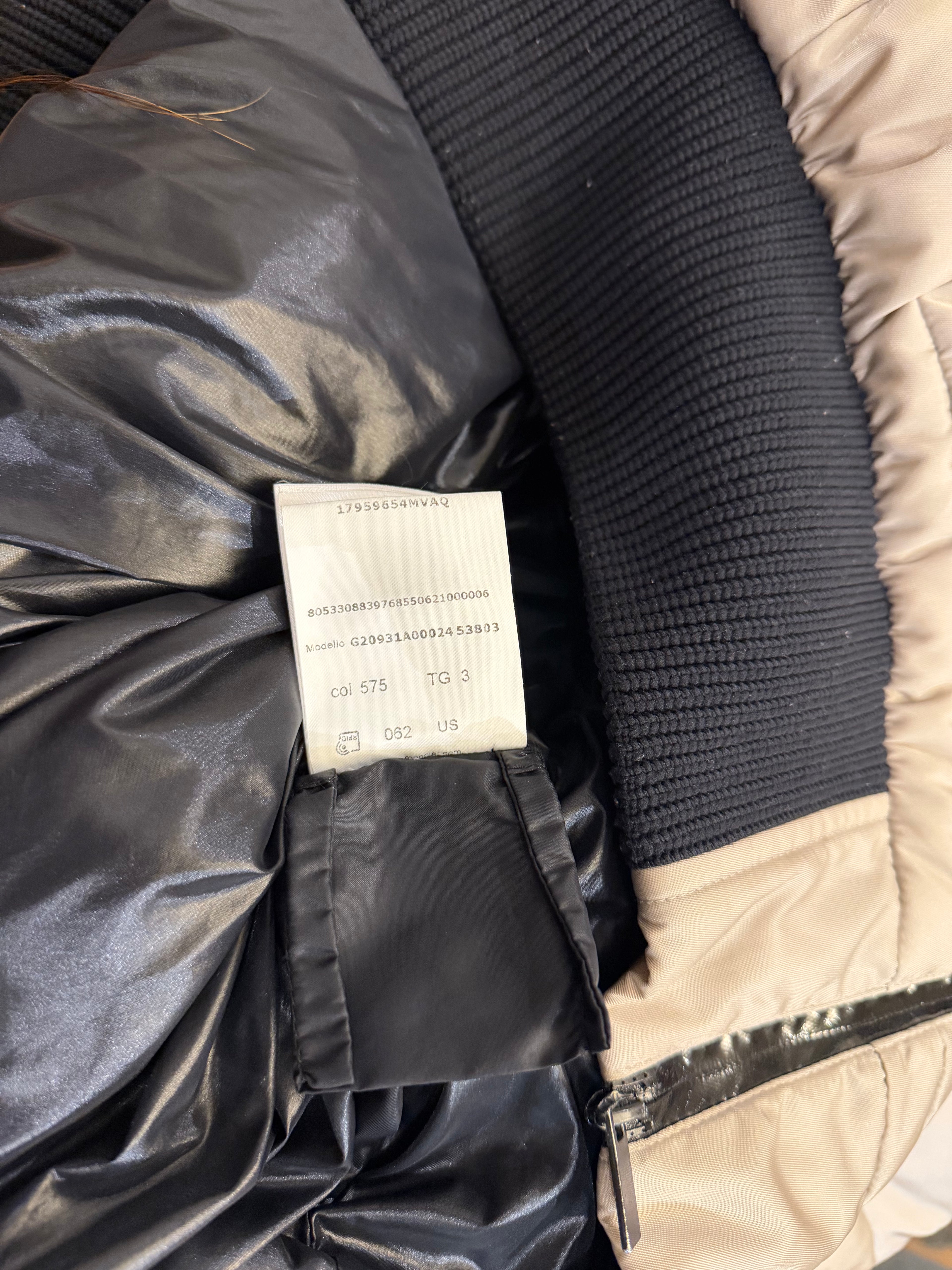 Moncler Homogyne
Giubbotto - Beige