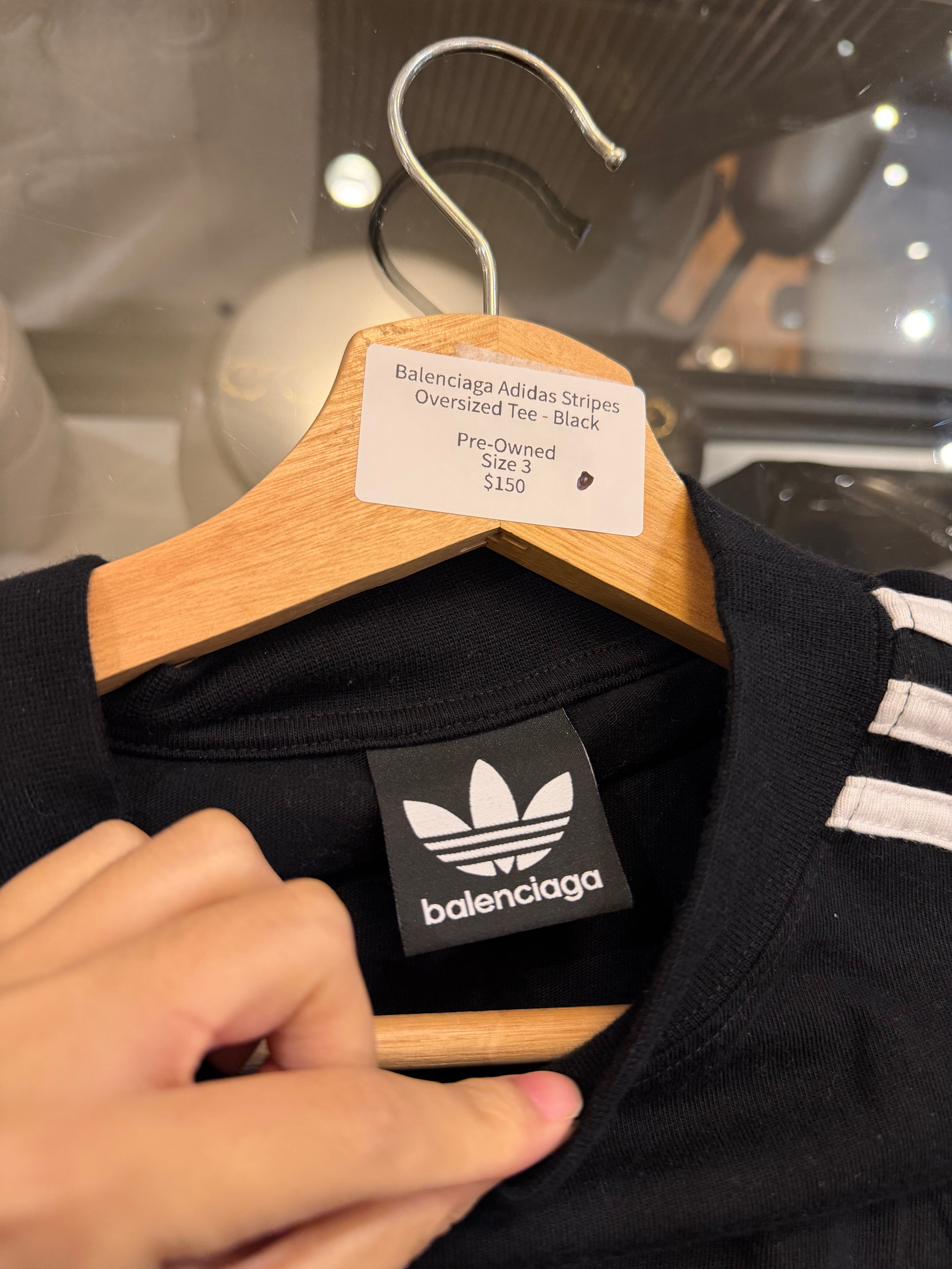 Balenciaga Adidas Stripes
Oversized Tee - Black
