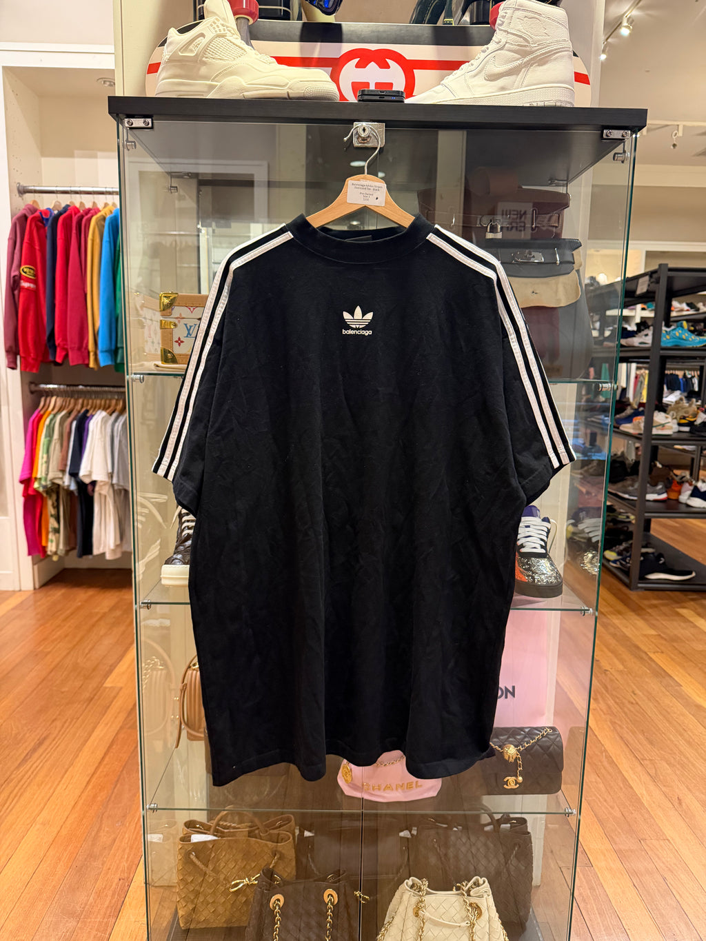 Balenciaga Adidas Stripes
Oversized Tee - Black