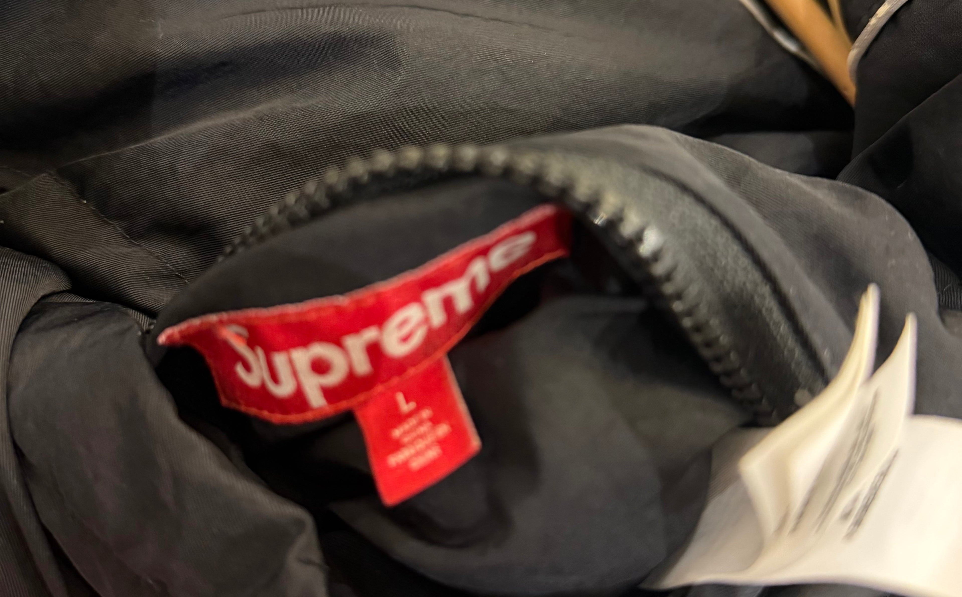 Supreme Reversible Puffer Jacket - Black