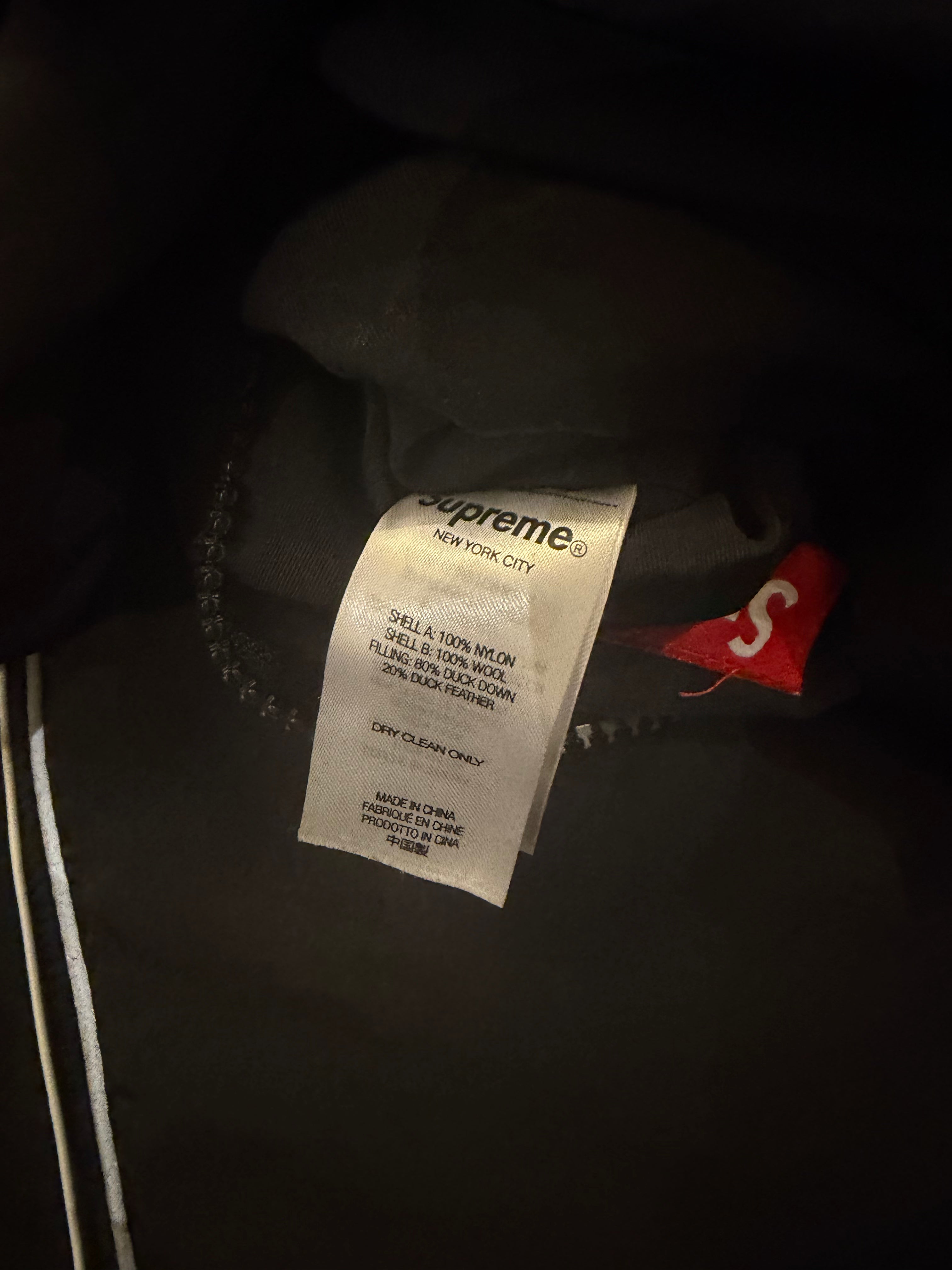 Supreme Reversible Puffer Jacket - Black