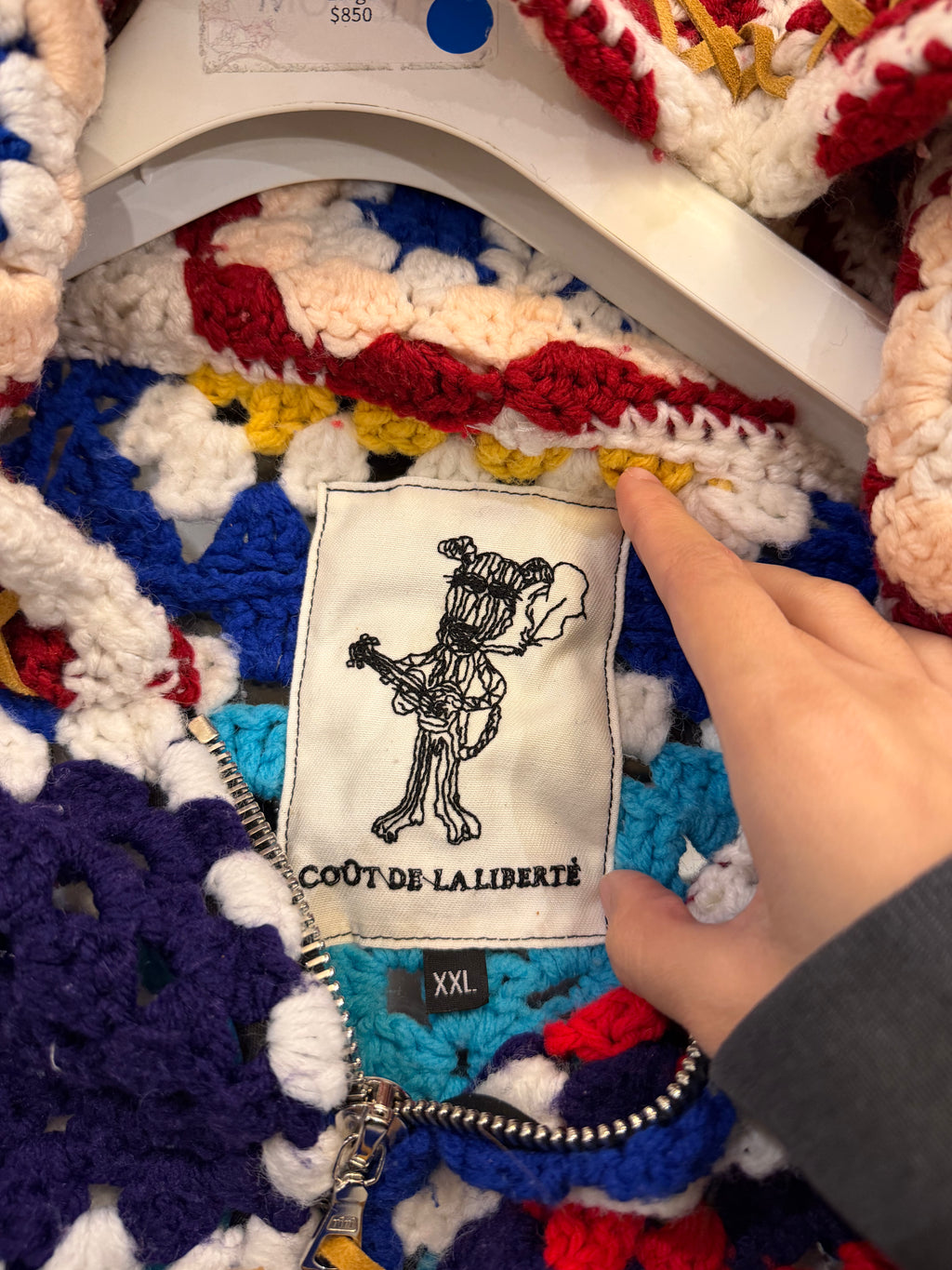 Coût De La Liberté "Lydia" Square Flower Crochet Hoodie