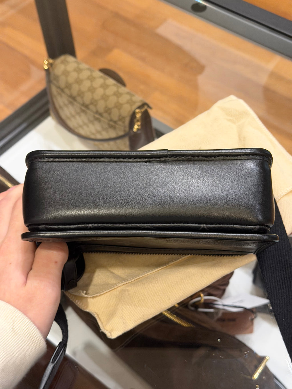 Louis Vuitton Bosphore Wearable Wallet - Black Monogram