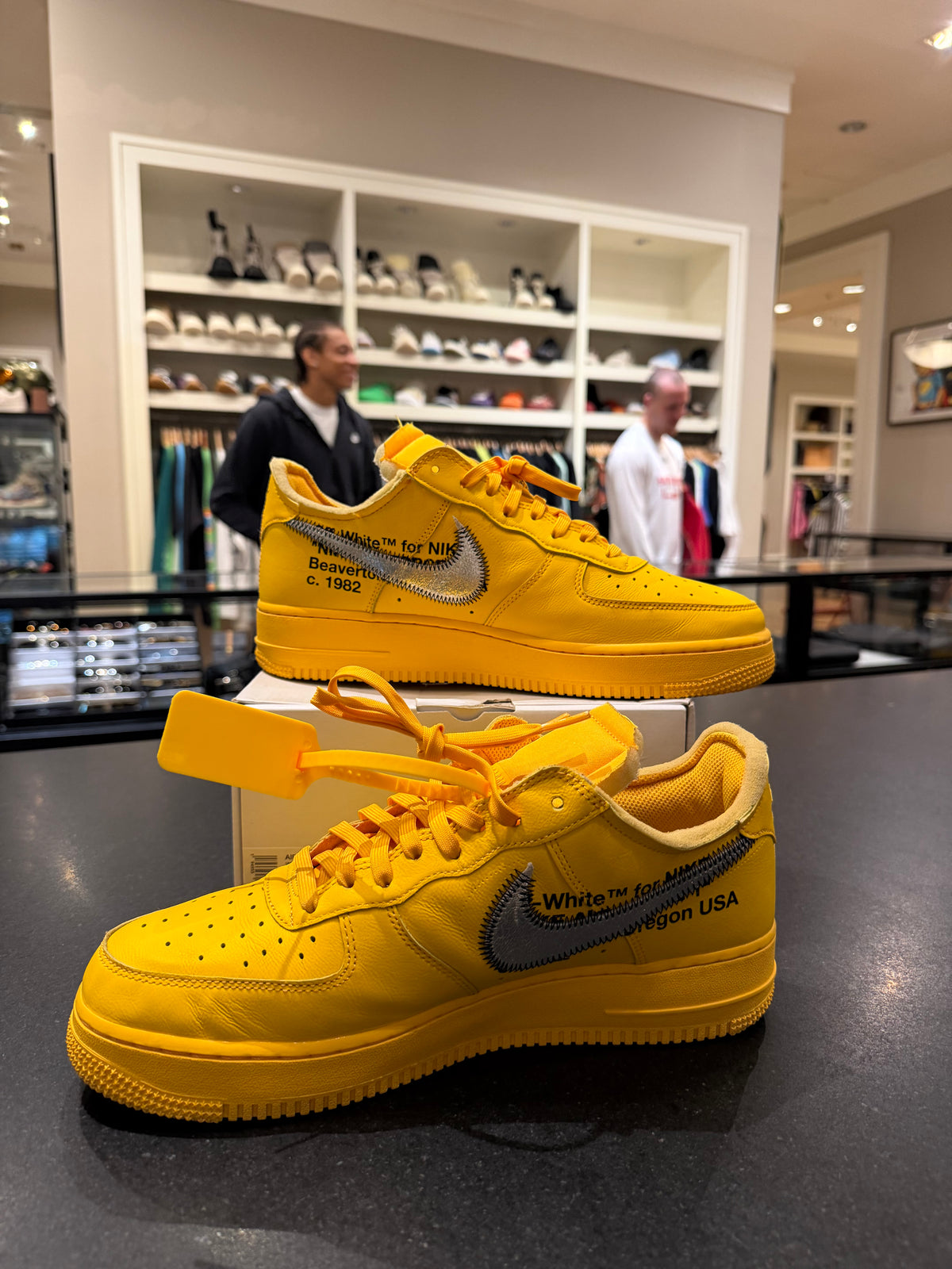 Off-White x Nike Air Force 1 Low “Lemonade/ ICA University Gold”