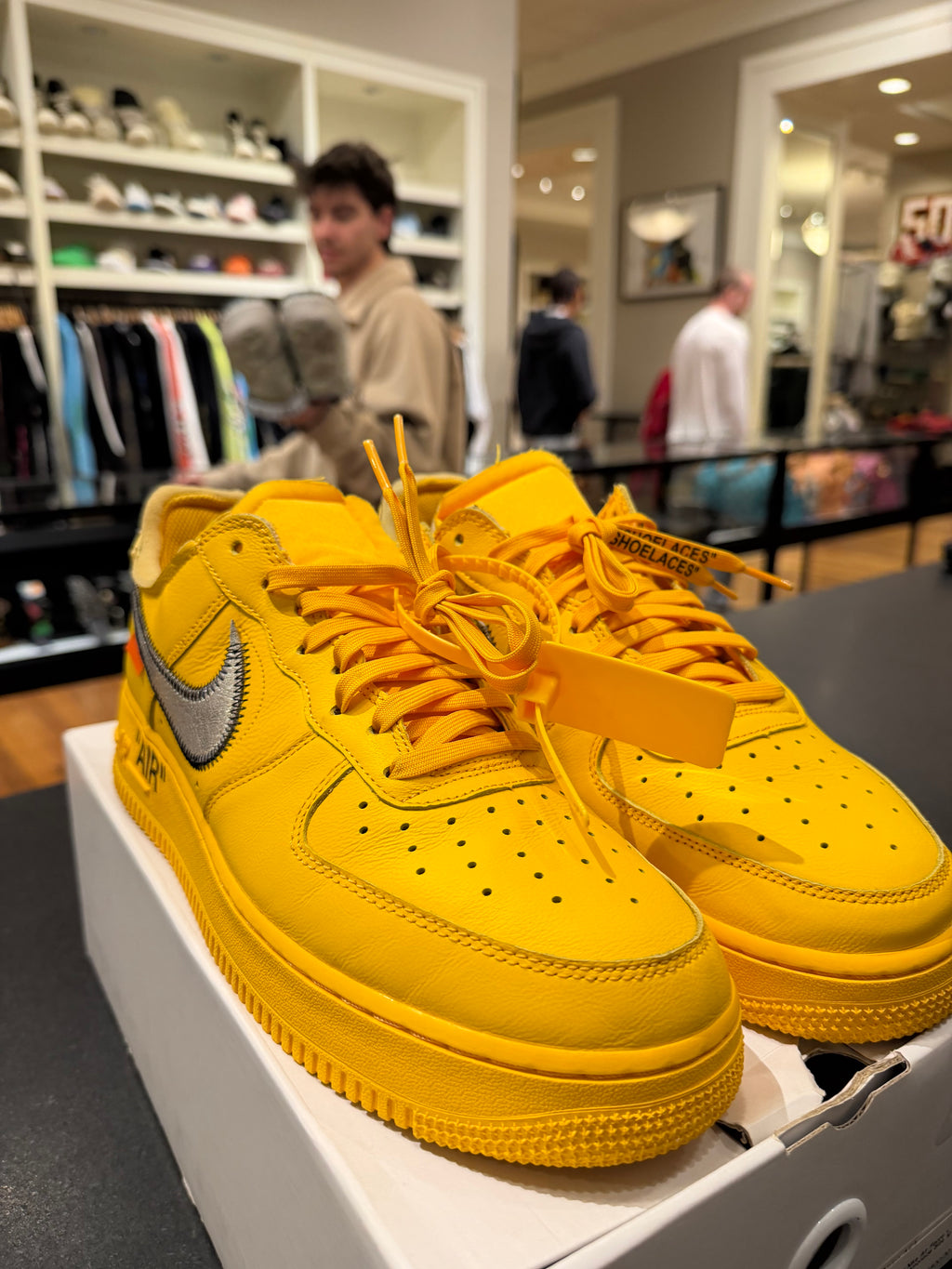 Off-White x Nike Air Force 1 Low “Lemonade/ ICA University Gold”