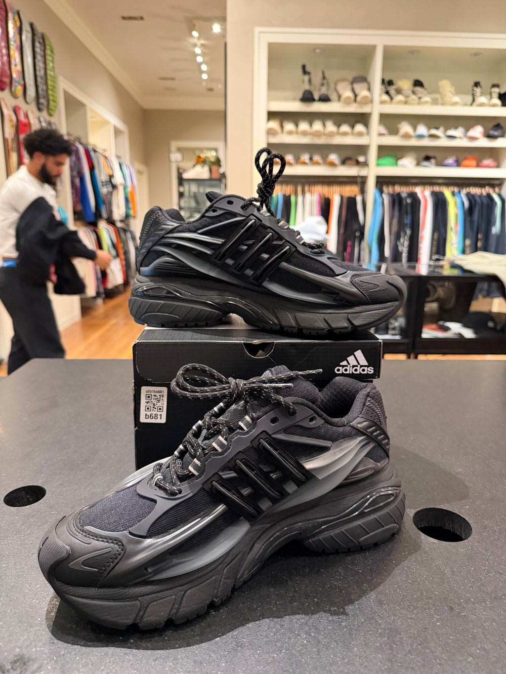adidas Adistar Jellyfish - Pharrell Williams Triple Black