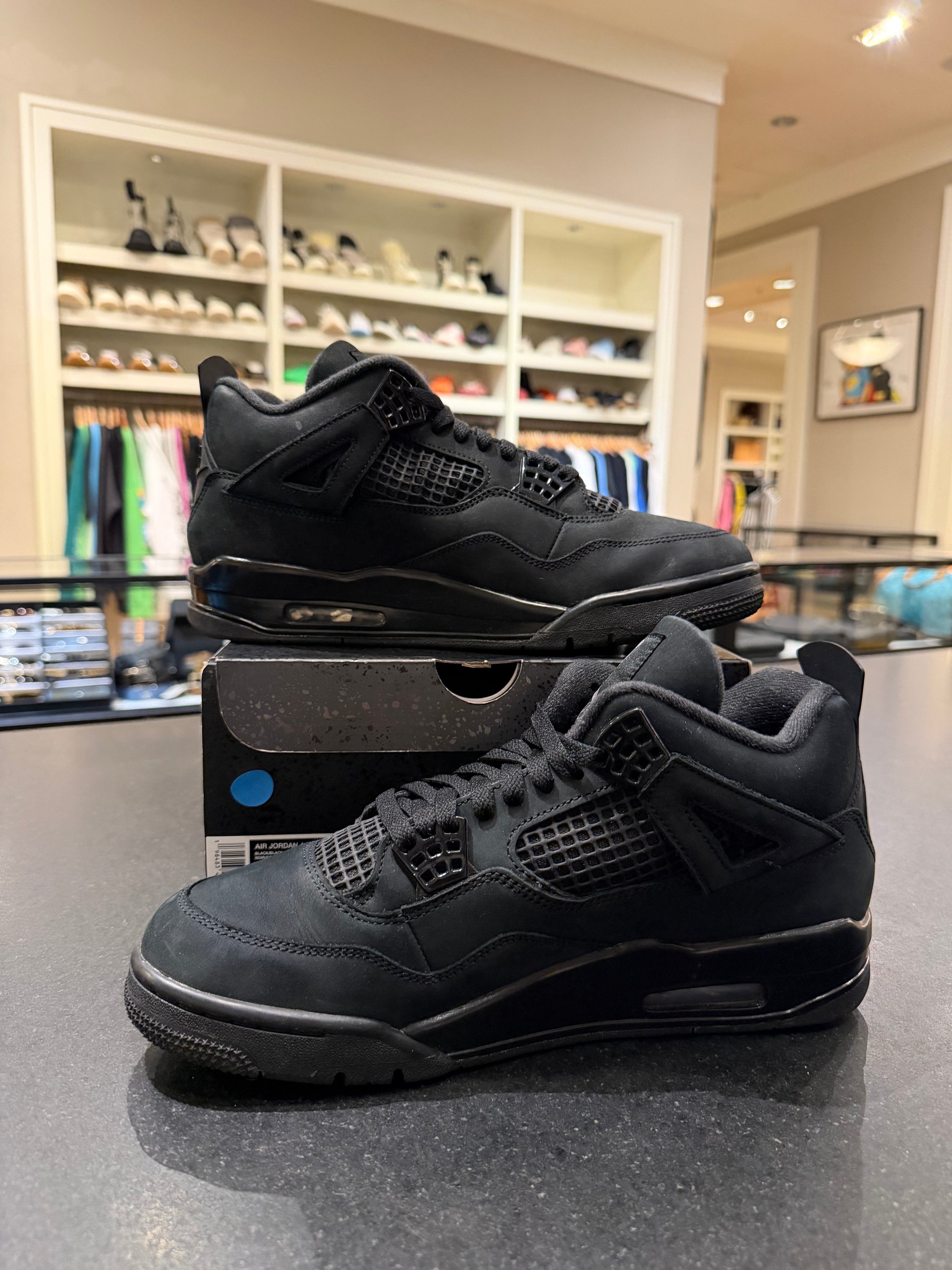 Jordan 4 Retro “Black Cat” (2025)