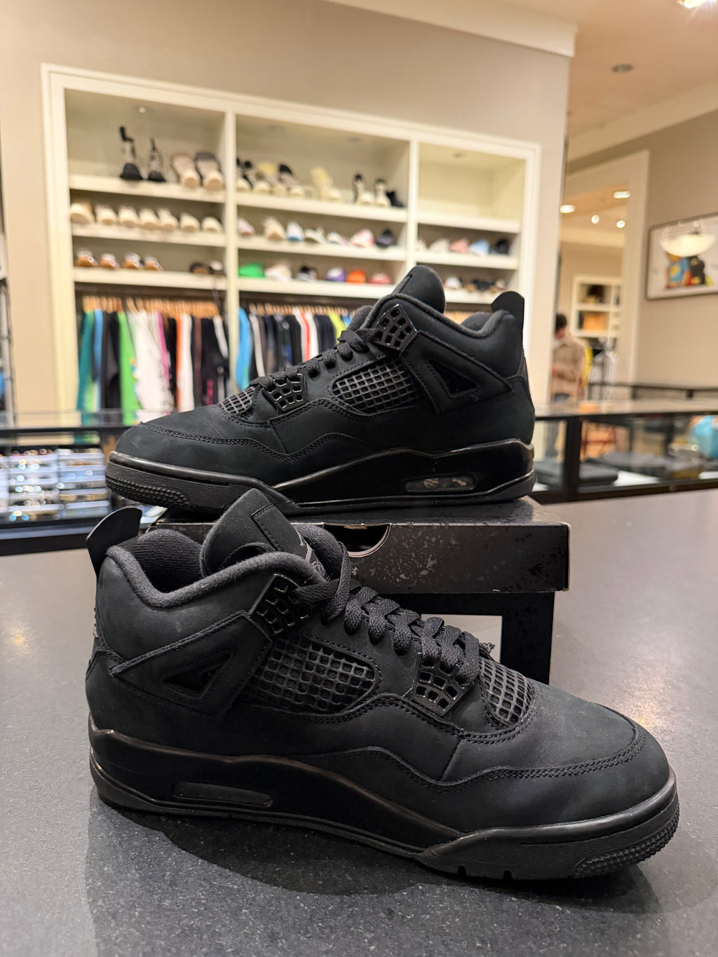 Jordan 4 Retro “Black Cat” (2025)