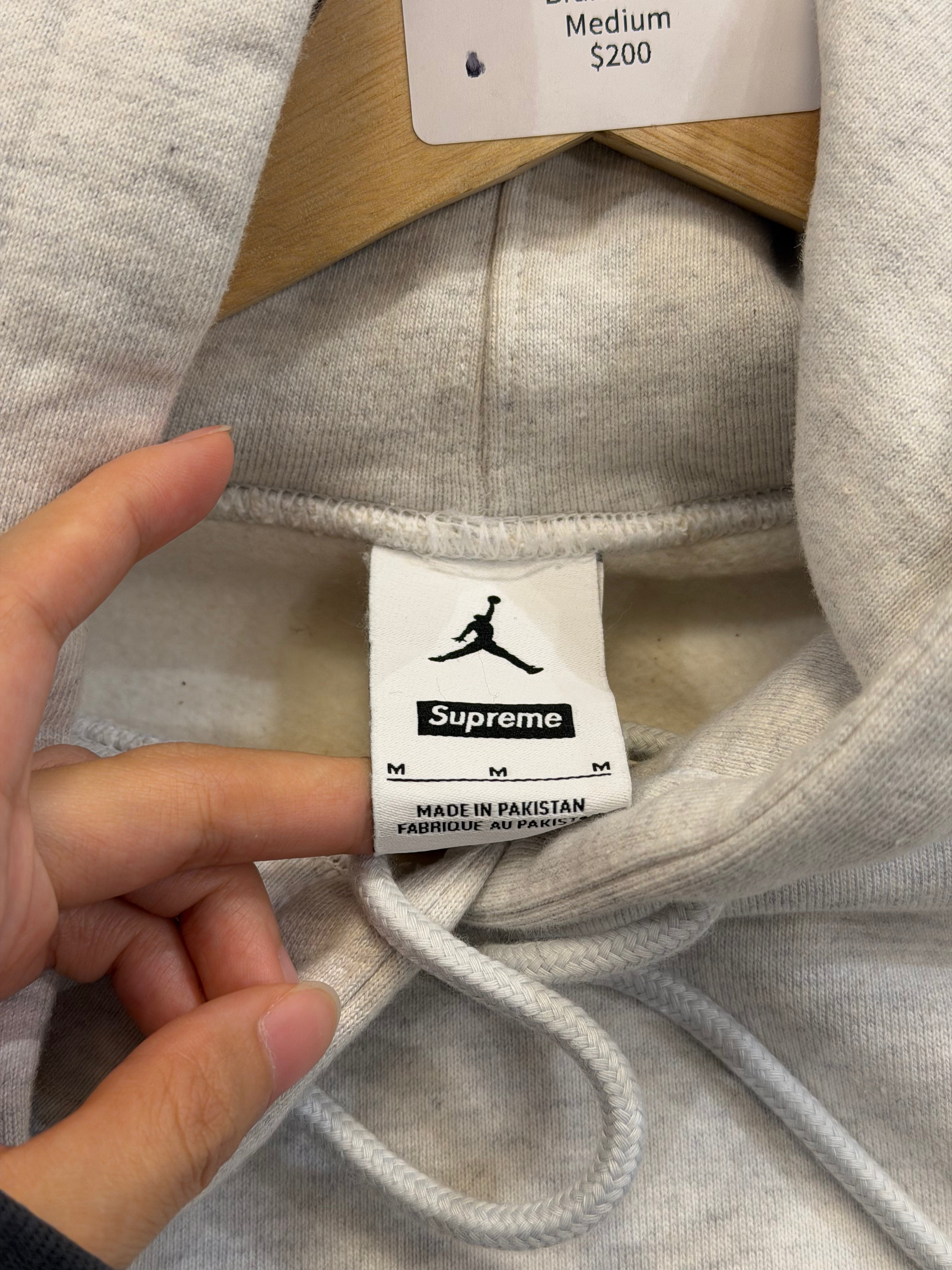 Supreme x Jordan Hoodie -Grey