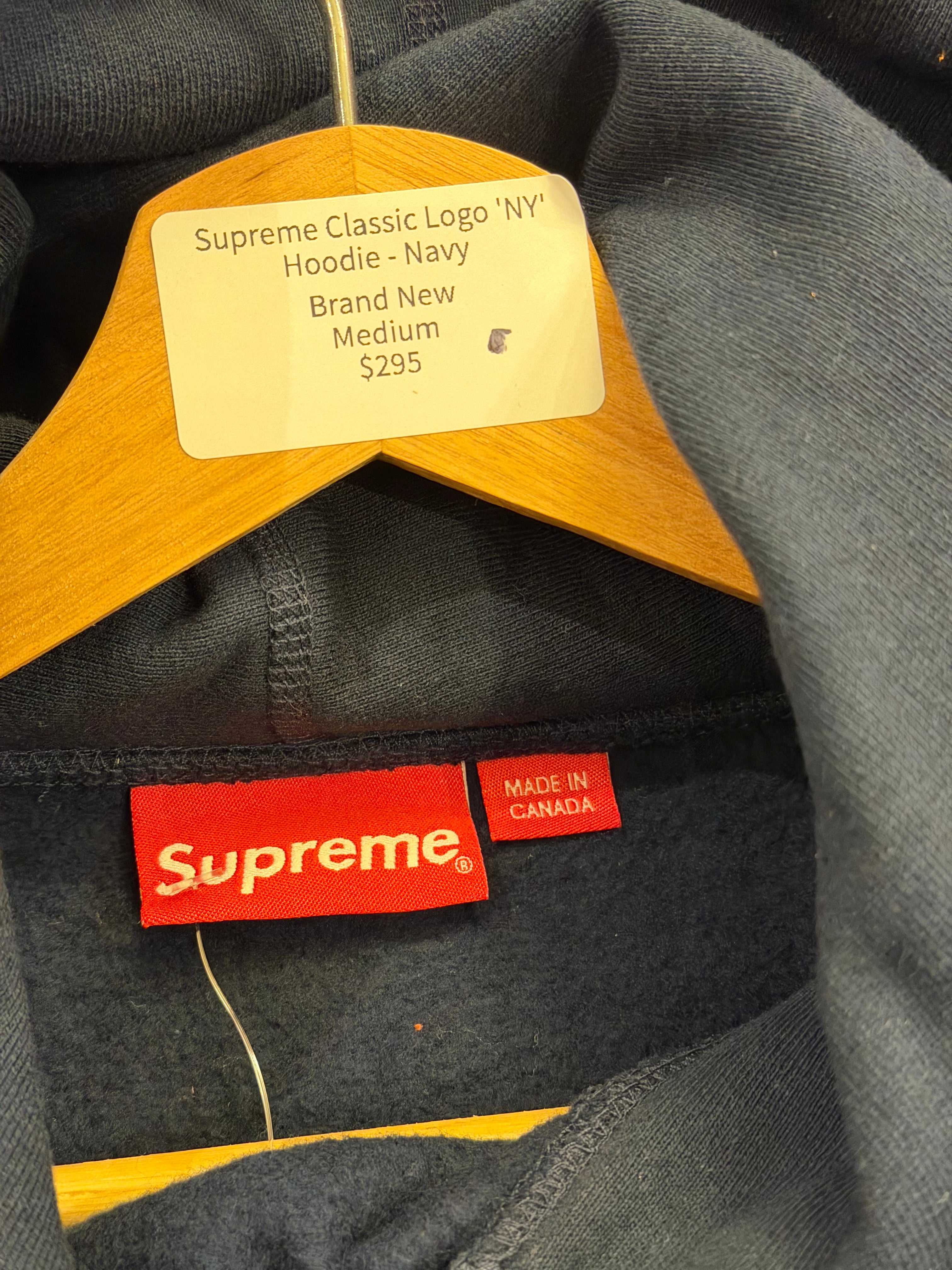 Supreme Classic Logo 'NY' Hoodie - Navy