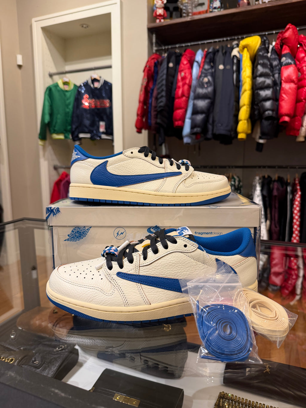 Jordan 1 Retro Low x Travis Scott Fragment  Sail