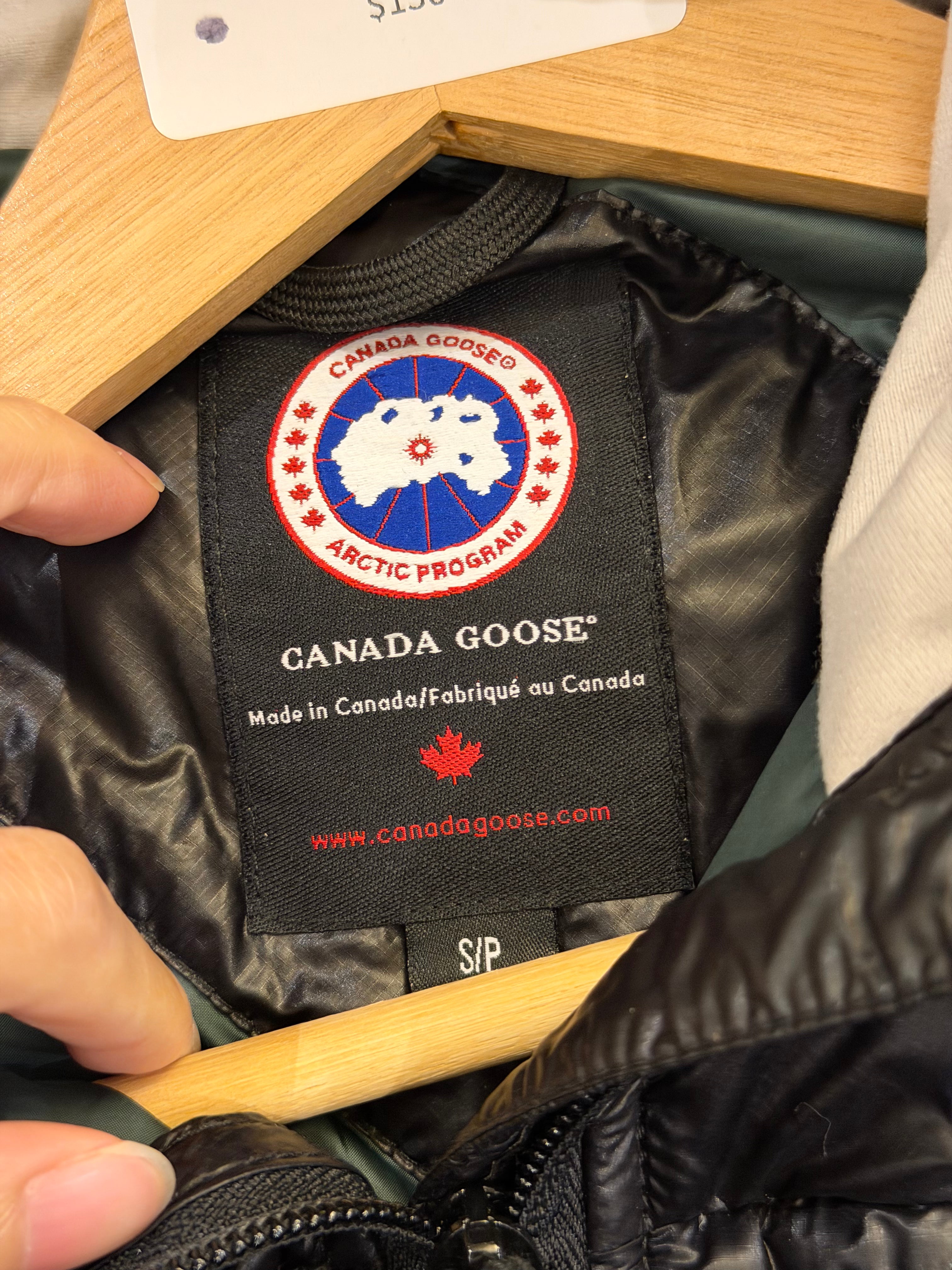Canada Goose Hybridge Lite Puffer Hoodie - Black