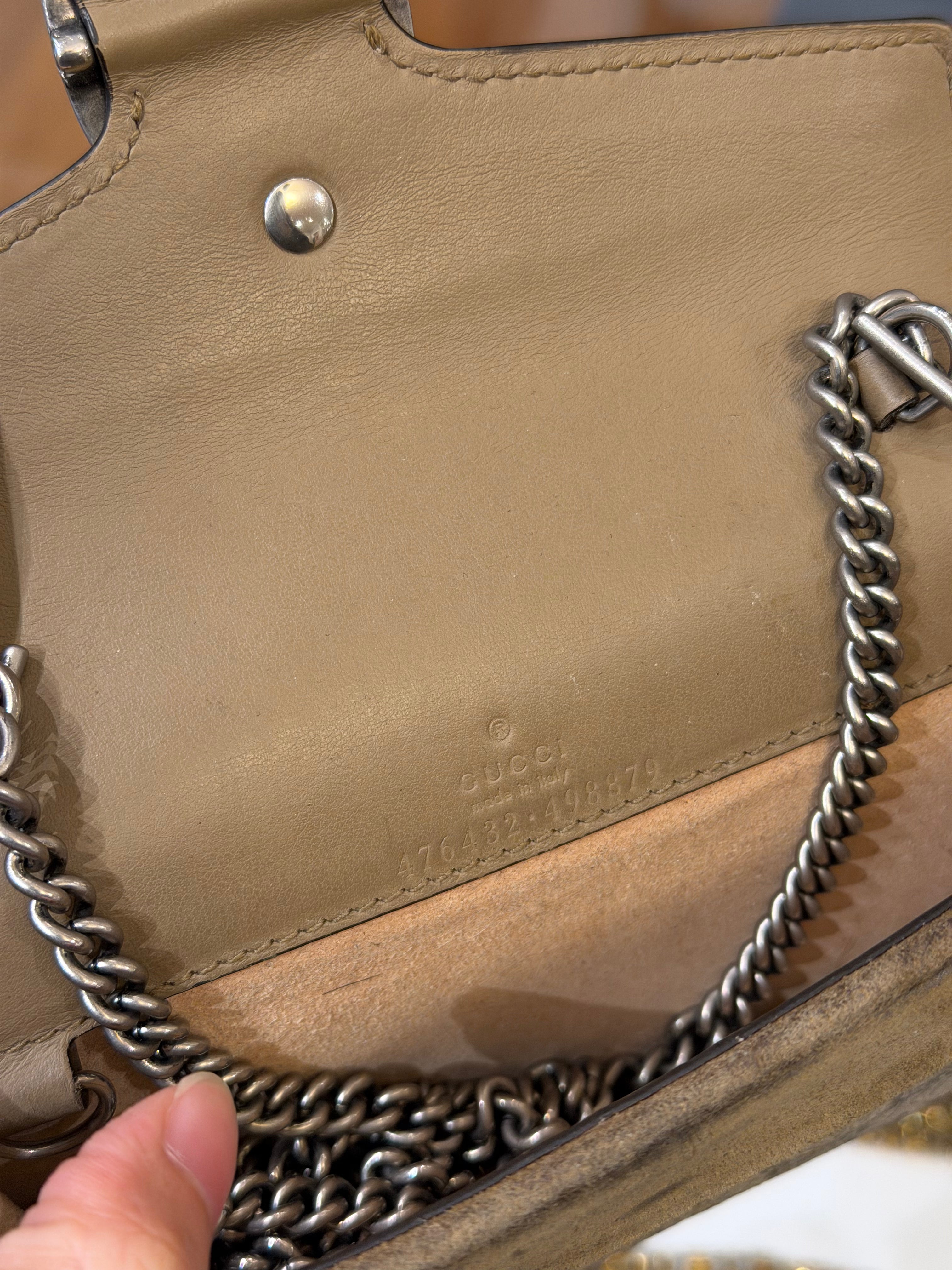 Gucci Dionysus GG Supreme Super Mini Bag