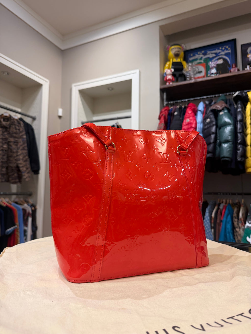 Louis Vuitton Monogram Vernis Tote MM - Red