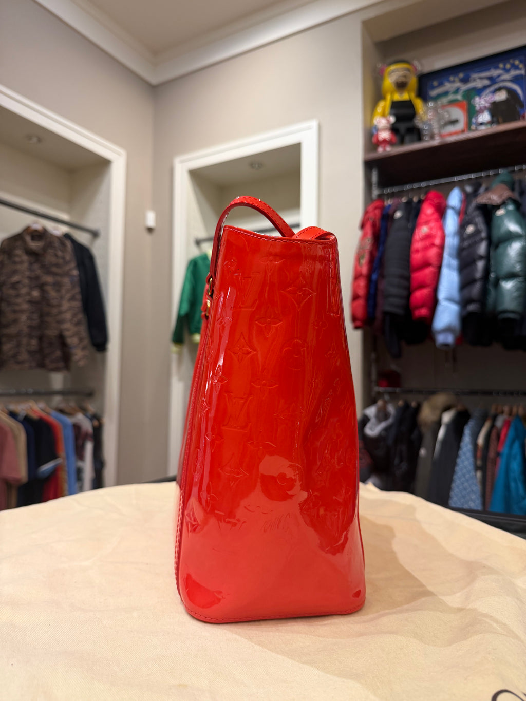 Louis Vuitton Monogram Vernis Tote MM - Red
