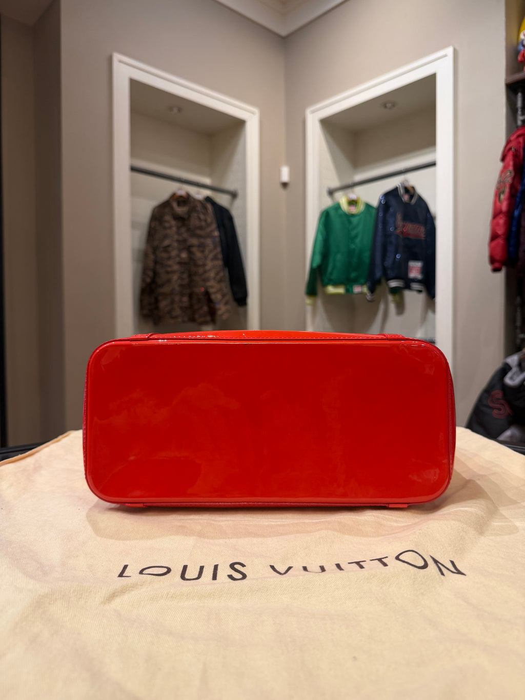 Louis Vuitton Monogram Vernis Tote MM - Red