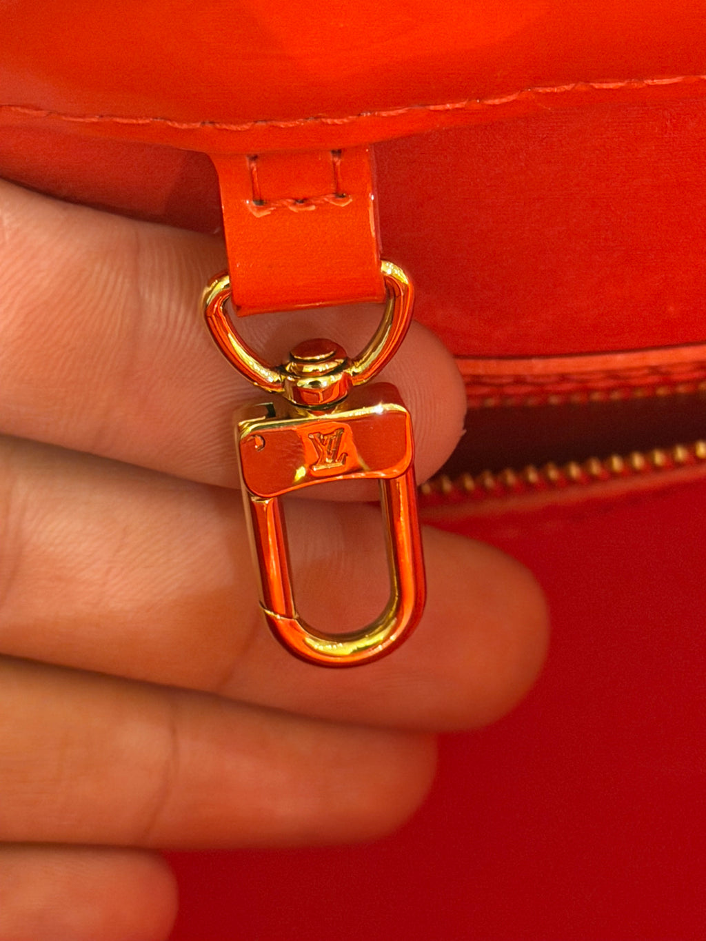 Louis Vuitton Monogram Vernis Tote MM - Red