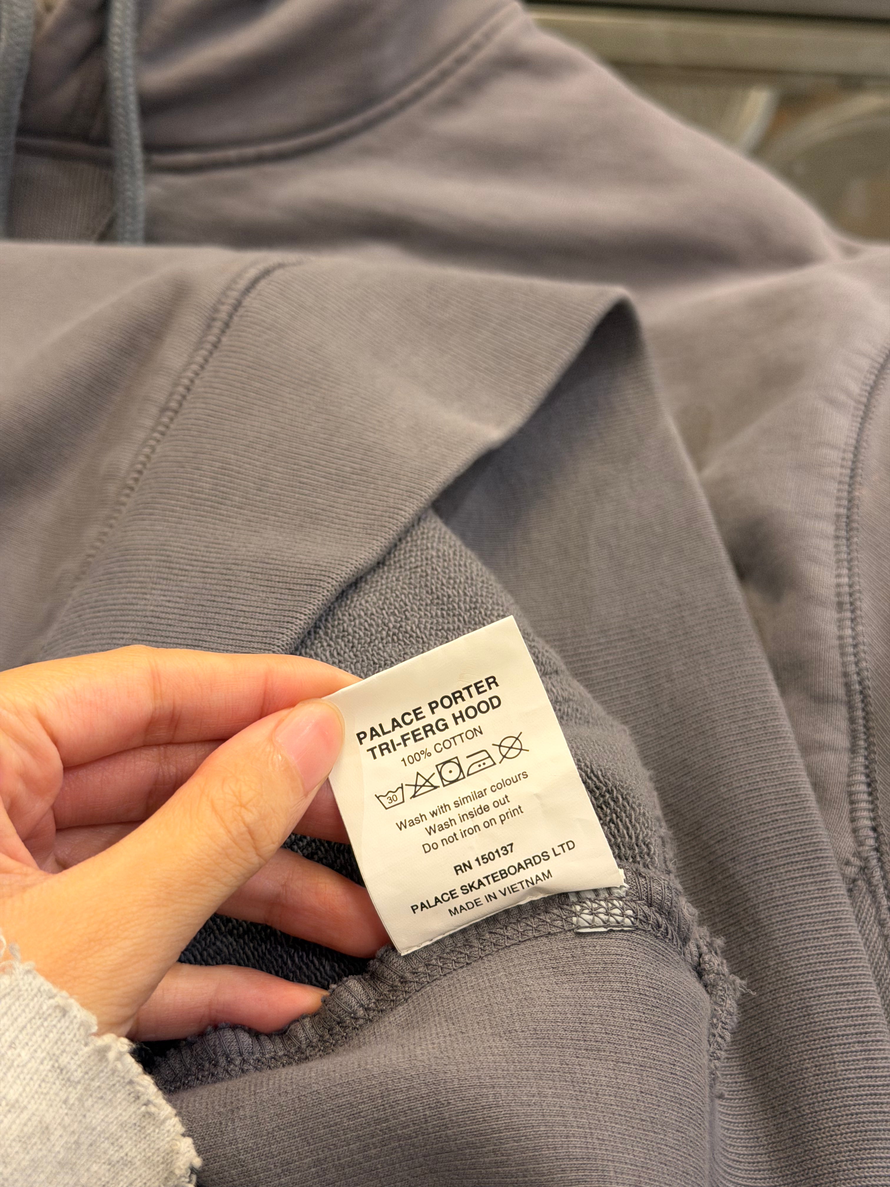 Palace x Porter Tri-Ferg Pullover Hoodie - Grey