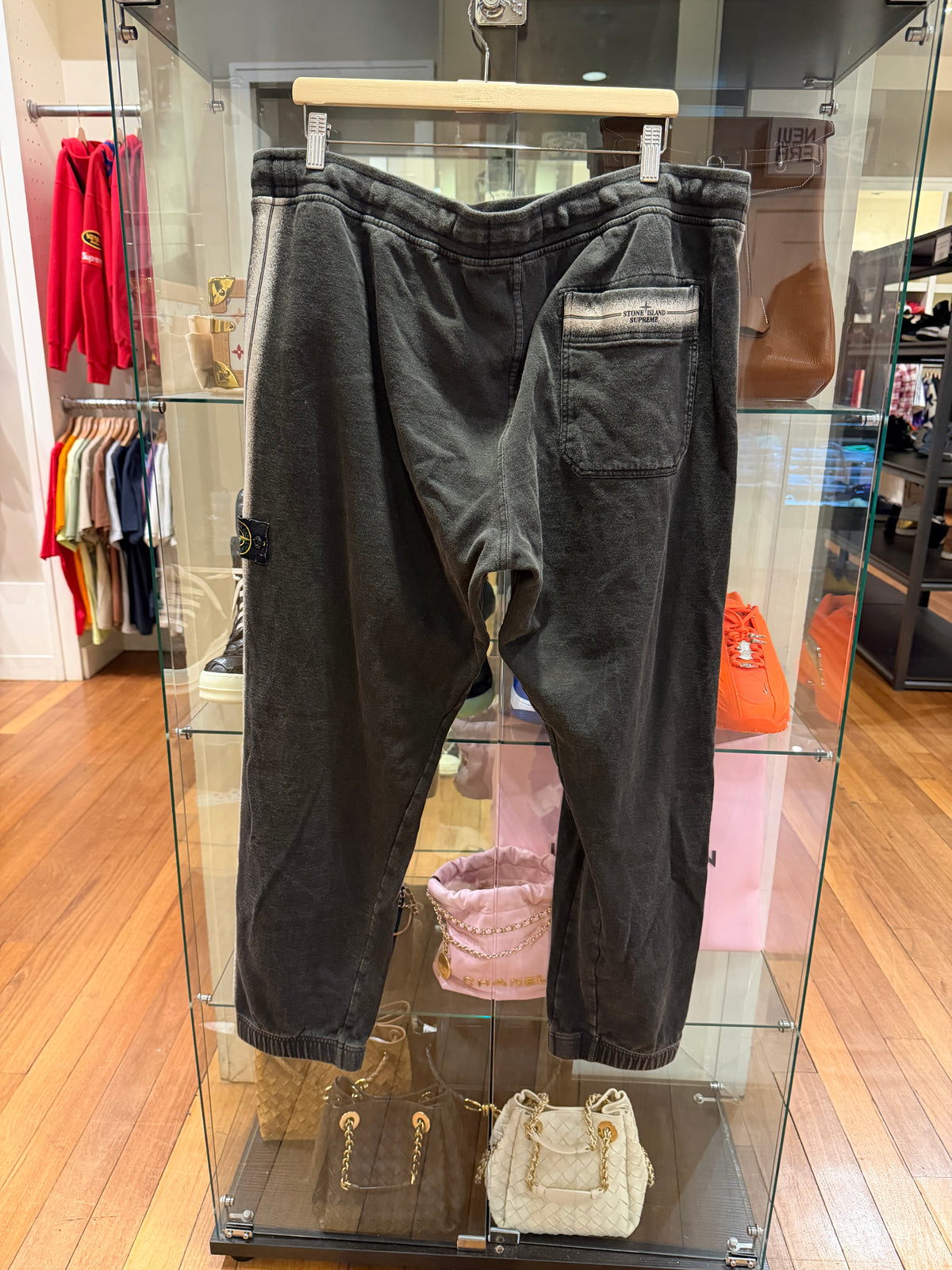 Supreme x Stone Island Sweatpants - Grey