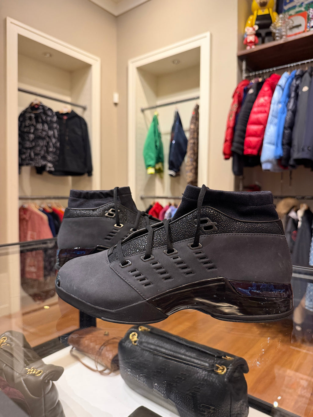 Air Jordan 17 Low ‘Black Pack’